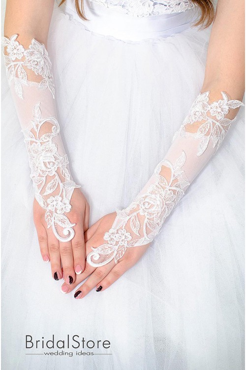 P24 embroidery bridal gloves 
