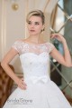 Abby - elegant wedding dress with a lush skirt