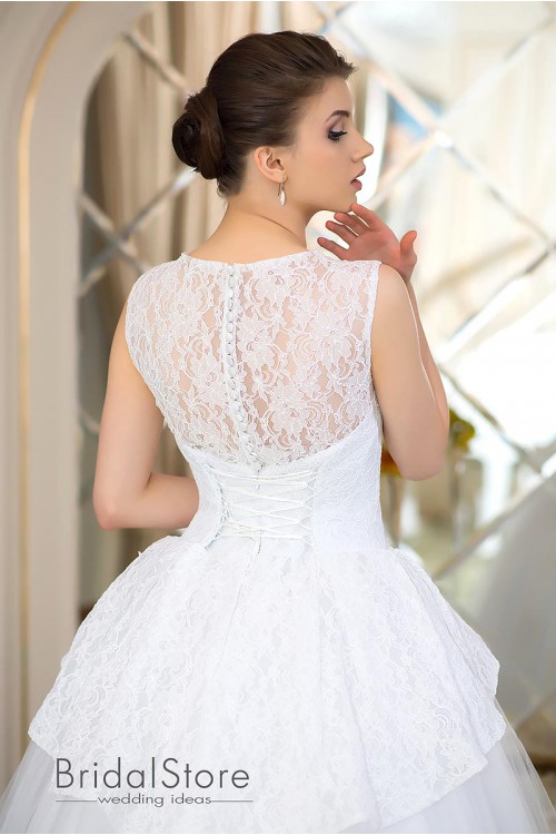 Angel - lace wedding dress with straps